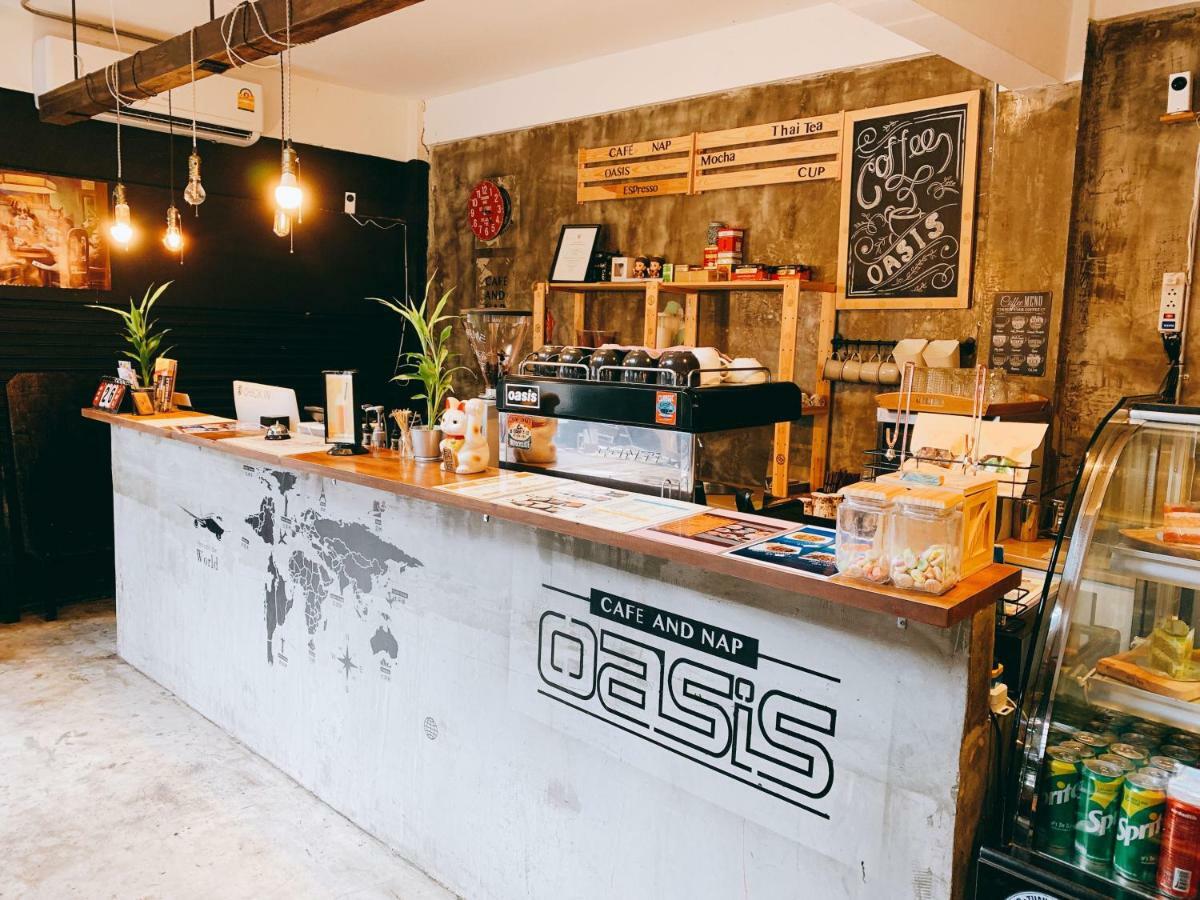 Oasis Cafe And Nap Hostel Bangkok Kültér fotó