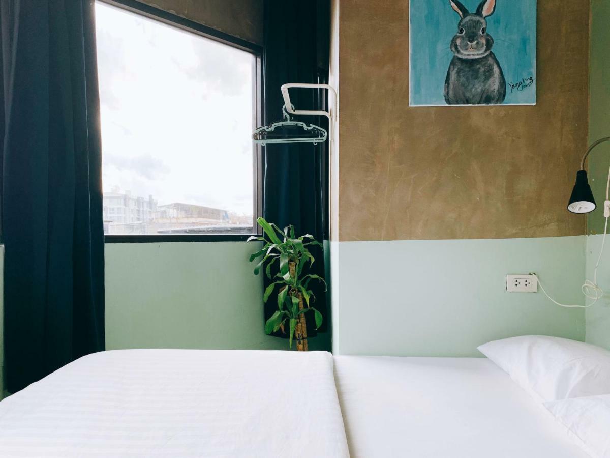 Oasis Cafe And Nap Hostel Bangkok Kültér fotó